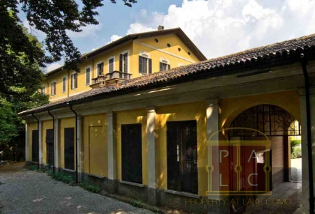 mansion La Clerici Como
